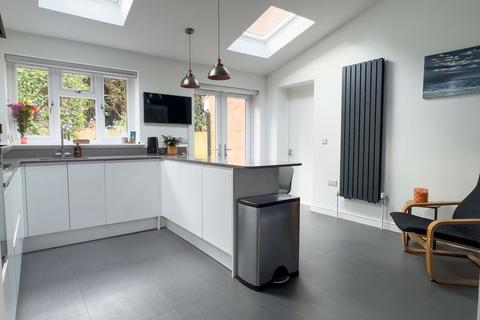 3 bedroom semi-detached house for sale, Priestley Way, Felpham