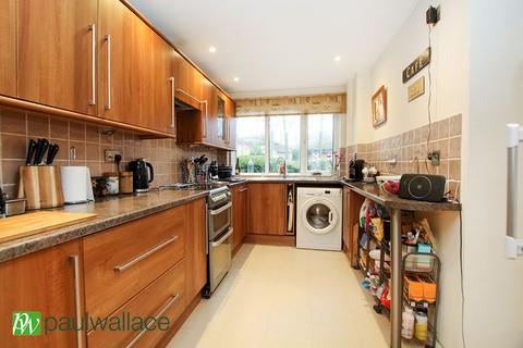 4 bedroom terraced house for sale, Elderbek Close, West Cheshunt