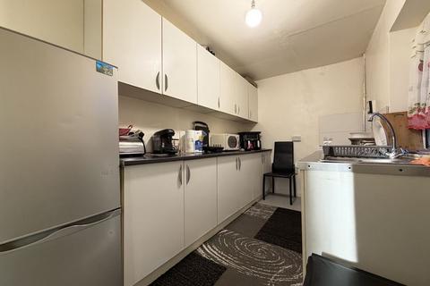 undefined, Arthur Street, Luton
