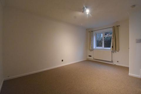 undefined, Simons Close, Basingstoke RG24