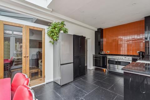 4 bedroom detached bungalow for sale, Villiers Road, Watford, WD19