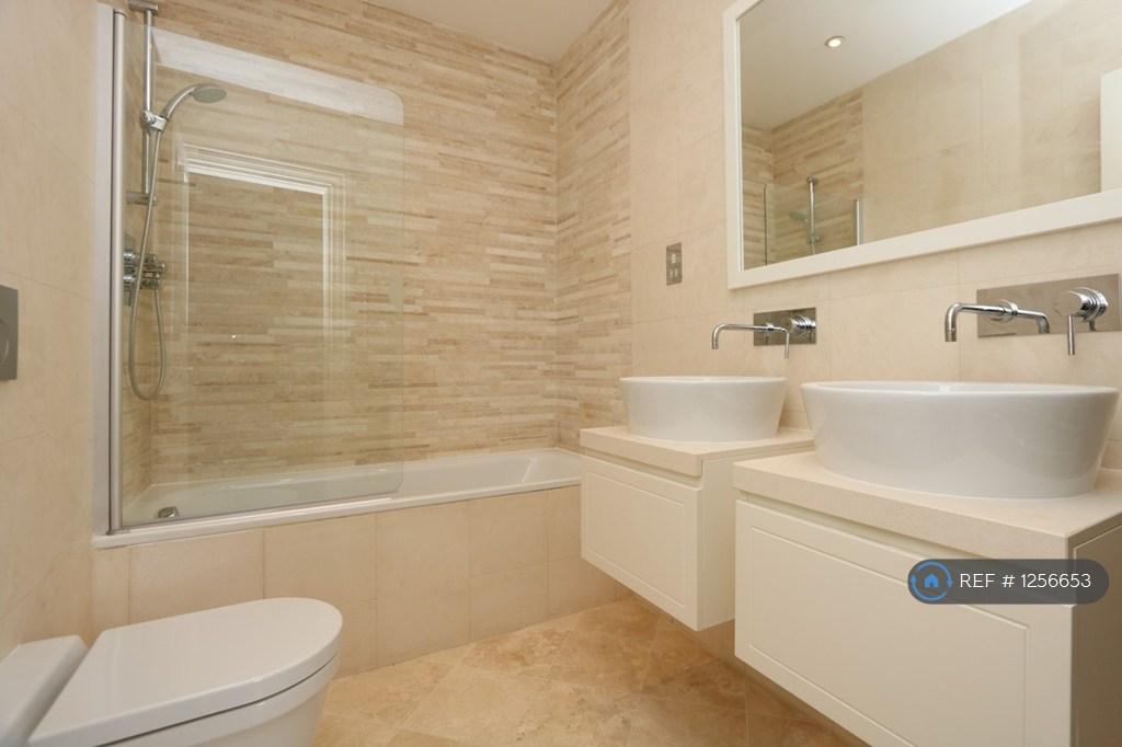 En-Suite 1
