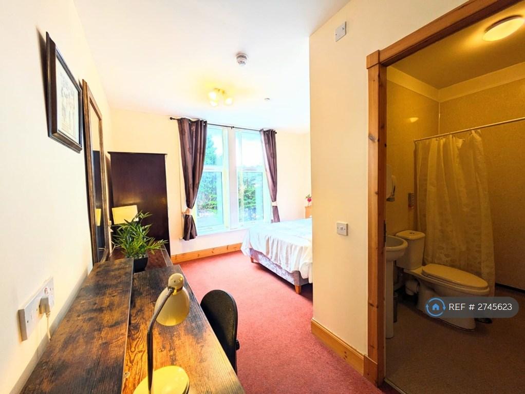 Ensuite Room