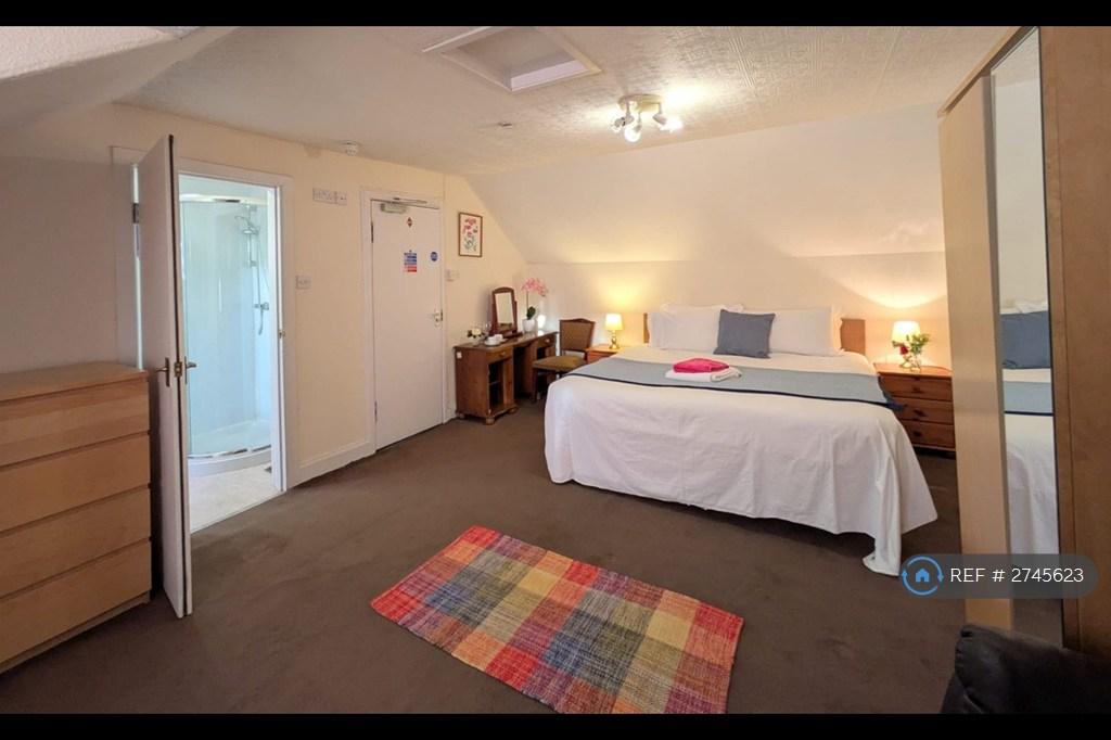 Penthouse Room