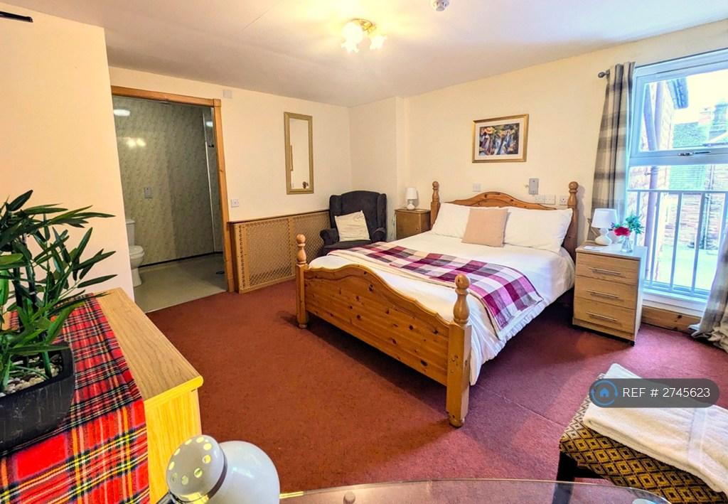 Ensuite Room