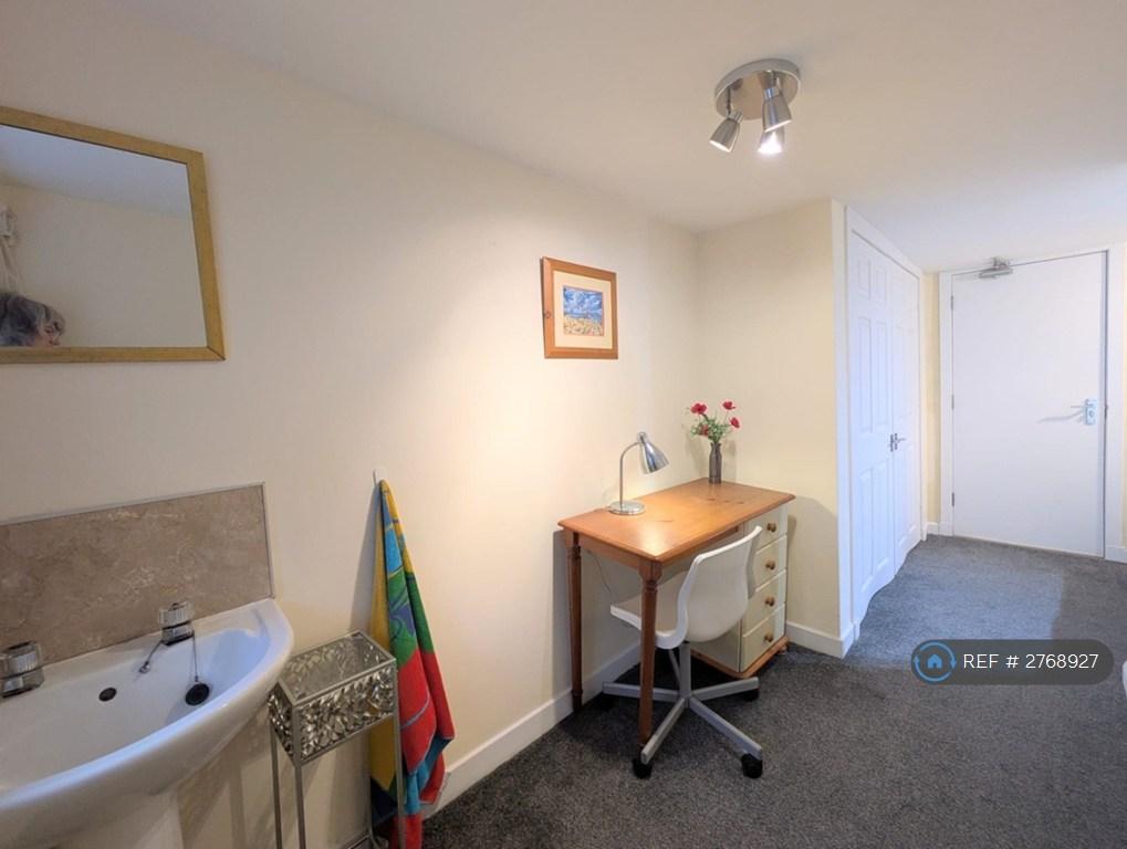 Double Room With Basin