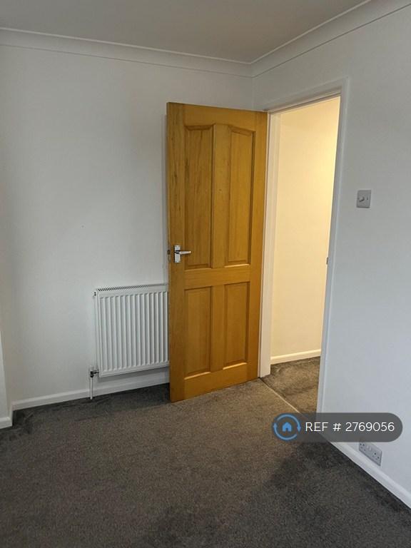 Bedroom 2 Entrance