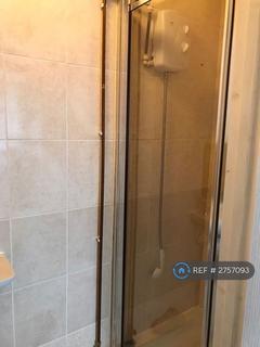 undefined, Kingsley Avenue, Hounslow, TW3