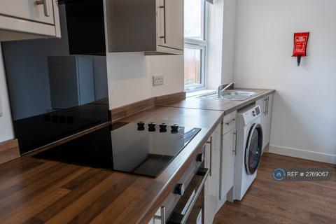 1 bedroom flat to rent, Rifle Street, Nottingham, NG7