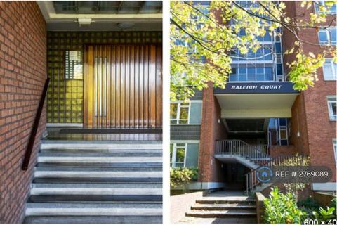 2 bedroom flat to rent, Raleigh Court, London, SE19