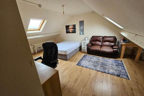 undefined, Newark Crescent, London NW10