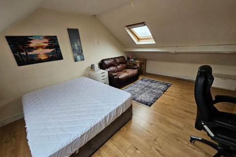 undefined, Newark Crescent, London NW10