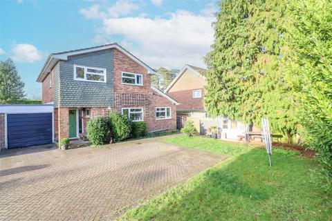 undefined, Silver Park Close, Fleet GU52