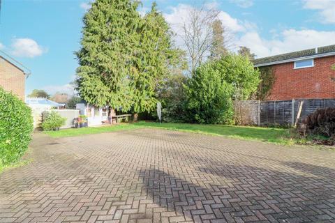 undefined, Silver Park Close, Fleet GU52