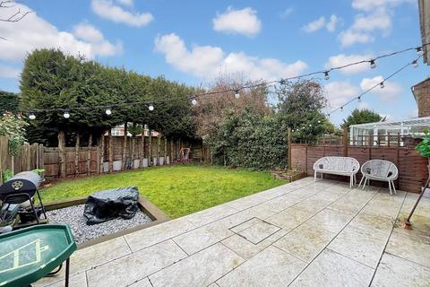 undefined, South Croydon CR2