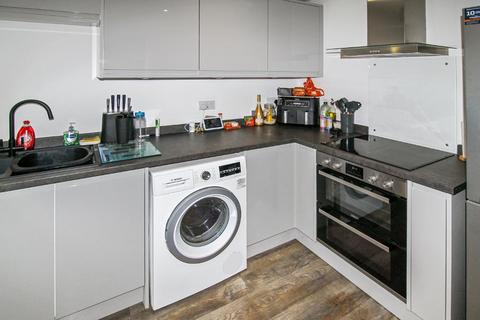 4 bedroom terraced house for sale, Pineham Village, Northampton NN4