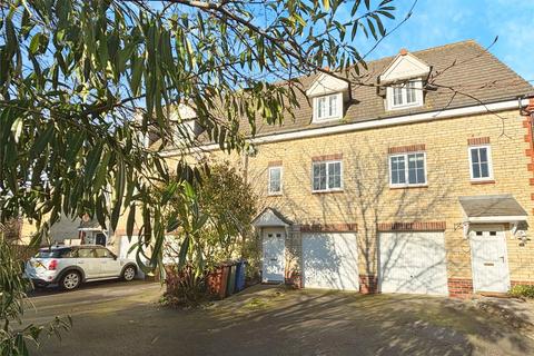 3 bedroom terraced house for sale, Fieldfare Close, Oxfordshire OX26