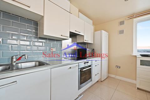 2 bedroom flat to rent, King George Crescent, Wembley HA0