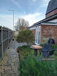 1 bedroom in a house share to rent, A. North Denes Road, Great Yarmouth, NR30