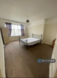 undefined, Wynash Gardens, Carshalton, SM5
