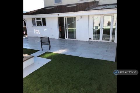 1 bedroom in a house share to rent, Hillyfield Road, Bristol, BS13