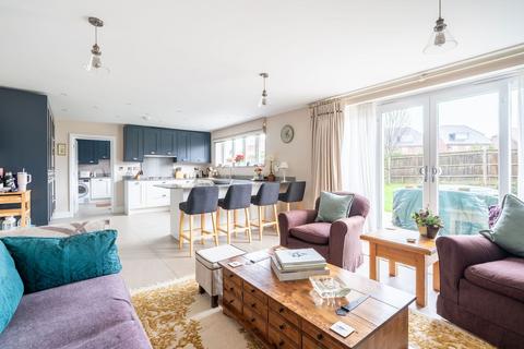 5 bedroom detached house for sale, Abingworth Crescent, Pulborough RH20