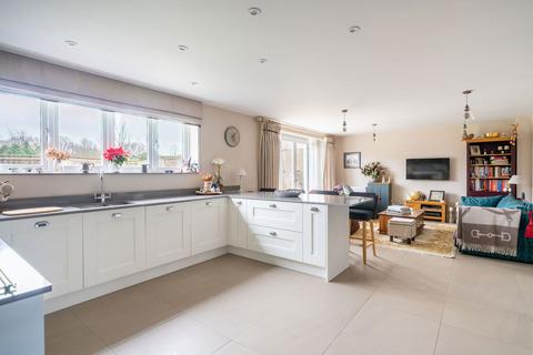 5 bedroom detached house for sale, Abingworth Crescent, Pulborough RH20