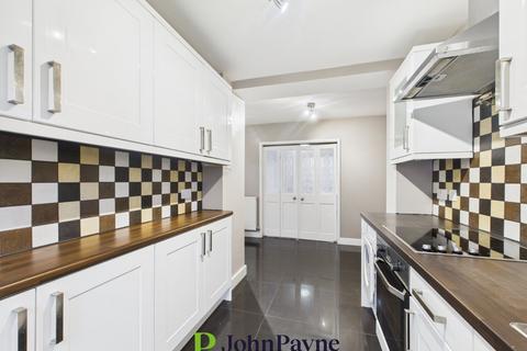3 bedroom end of terrace house to rent, Standard Avenue, Tile Hill, Coventry, CV4