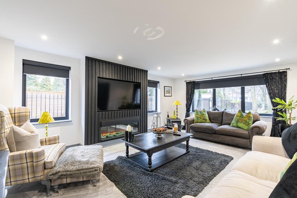 Whinhillroad16