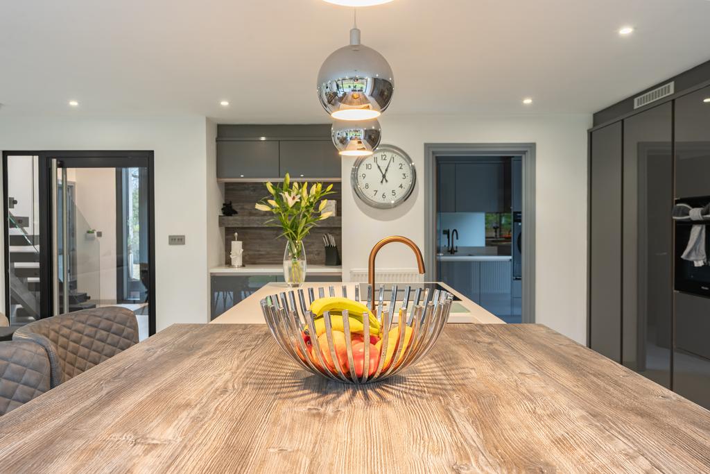 Whinhillroad26