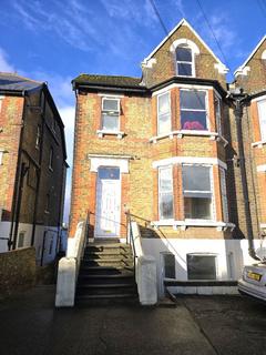 1 bedroom flat to rent, D Maidstone Road, Chatham