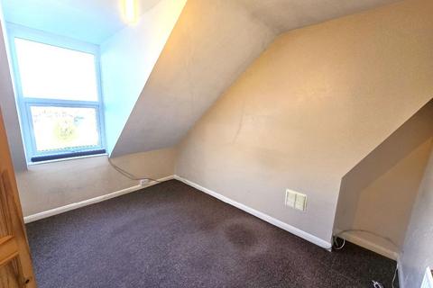 1 bedroom flat to rent, D Maidstone Road, Chatham