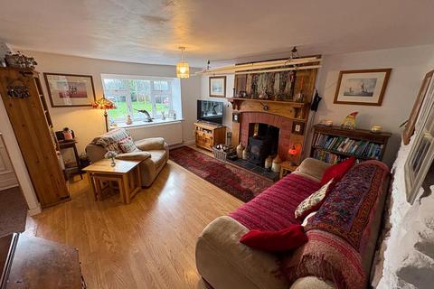 4 bedroom property with land for sale, Maesycrugiau, Pencader