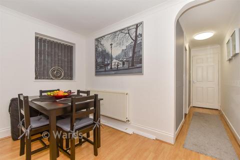 2 bedroom duplex for sale, Hamble Road, Tonbridge TN10