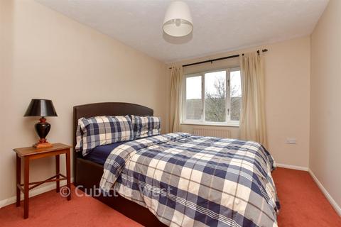 undefined, Jean Batten Close, Wallington SM6