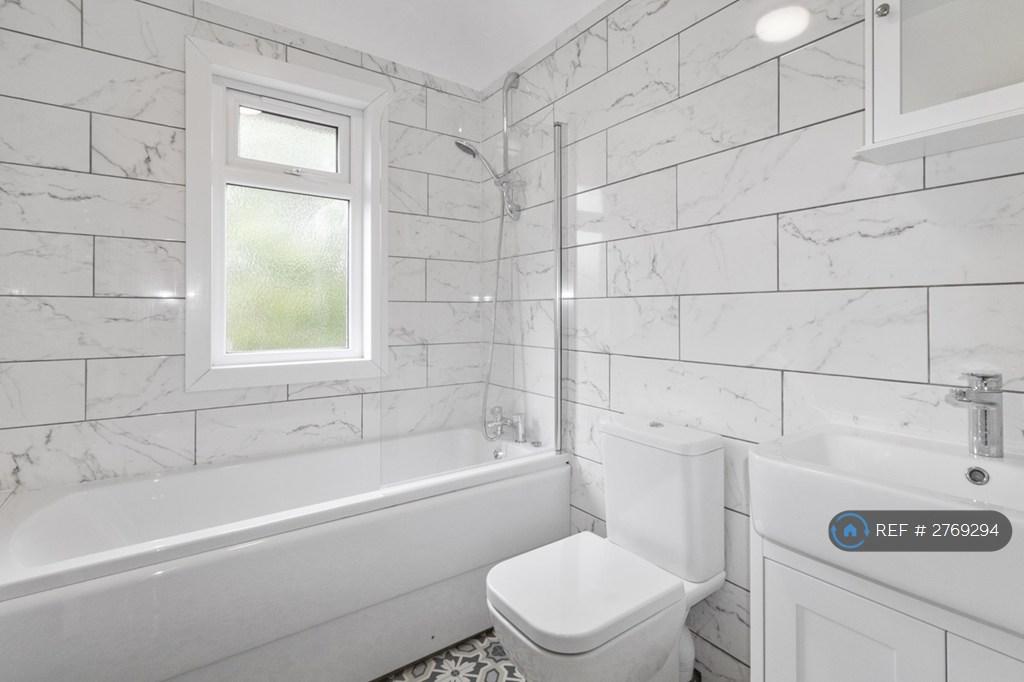 Upstairs Bathroom 1