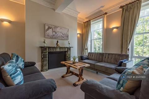 2 bedroom flat to rent, London Road, Reading, RG1