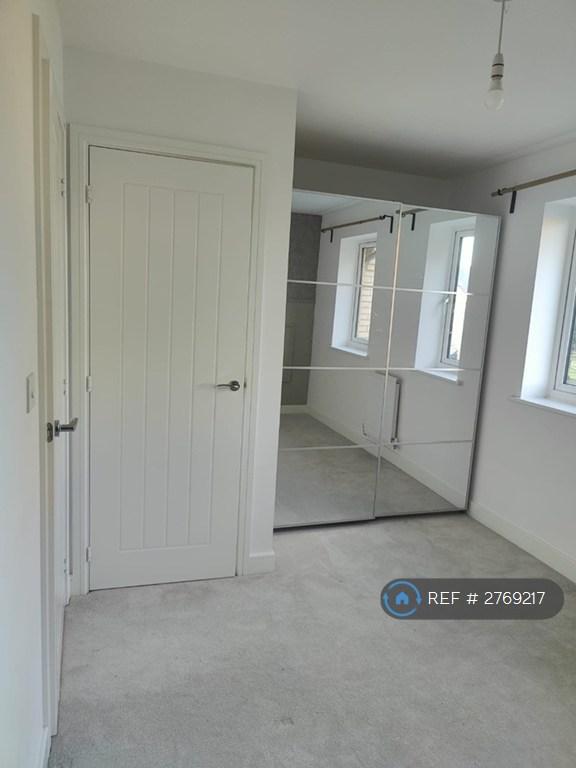 Second Double Bedroom With Builtin Wardrobe