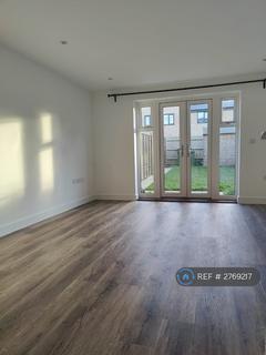 2 bedroom terraced house to rent, Ellis Grove, Folkestone, CT20