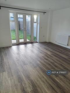 2 bedroom terraced house to rent, Ellis Grove, Folkestone, CT20
