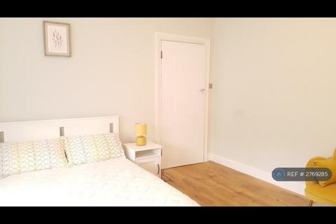 undefined, Palmerston Road, London, N22