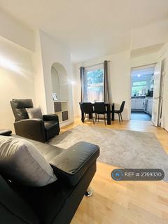 3 bedroom detached house to rent, Troughton Road, London, SE7