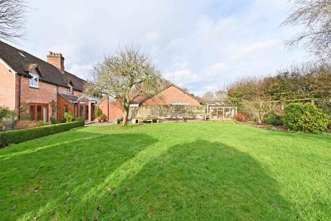 undefined, Norbury, Oulton, ST20