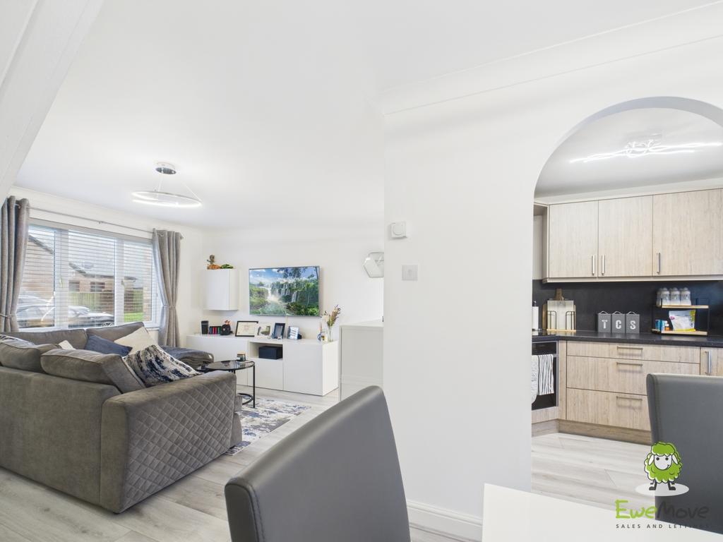 Ewe Move Basingstoke Estate Agents - Beecham Berry