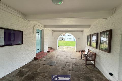 undefined, Heath Close, Hampstead Garden Suburb, London NW11