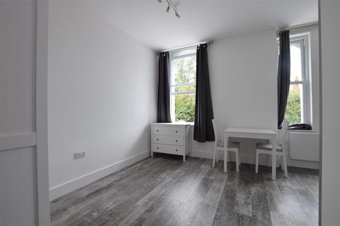undefined, 37 Cedar Road, Sutton SM2