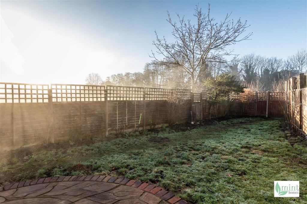 Matthew Arnold Close - Watermark-34.jpg