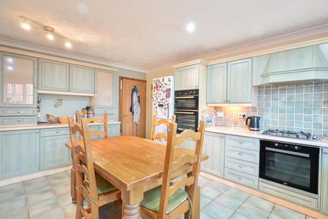 4 bedroom bungalow for sale, Milfoil Lane, Spalding PE12