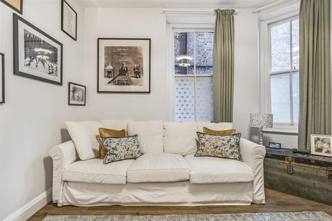 1 bedroom flat for sale, Elm Bank Mansions, Barnes, London, SW13