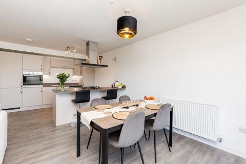 2 bedroom flat for sale, 195/3 Craigs Road, Corstorphine, Edinburgh, EH12 0AJ